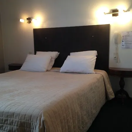 Bristol Logis Cit'hotel Centre 페리괴