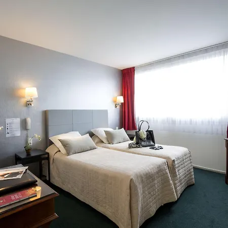 Hotell Bristol Logis Cit'hotel Centre