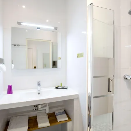 Bristol Logis Cit'hotel Centre 호텔 3*