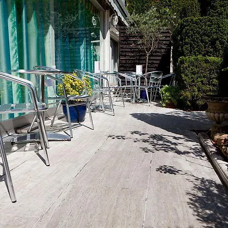 Bristol Logis Cit'hotel Centre 3*