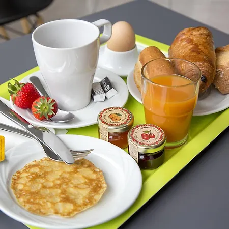 Bristol Logis Cit'hotel Centre 3*
