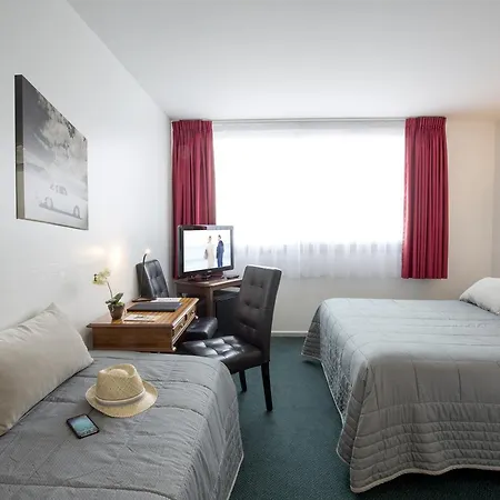 Bristol Logis Cit'hotel Centre 호텔 3*