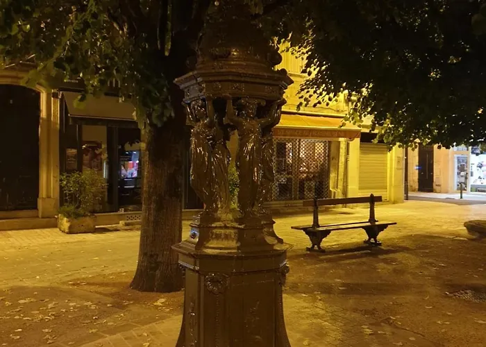 Bristol Logis Cit'hotel Centre فندق 3*