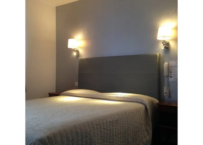 Bristol Logis Cit'hotel Centre ホテル 3*