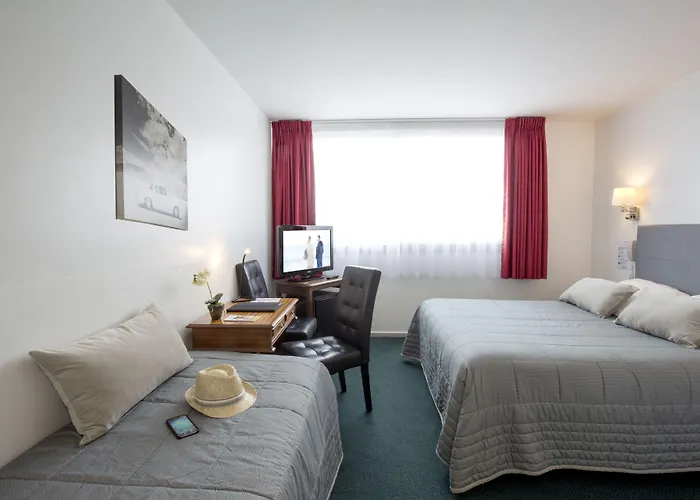 Bristol Logis Cit'hotel Centre ホテル 3*