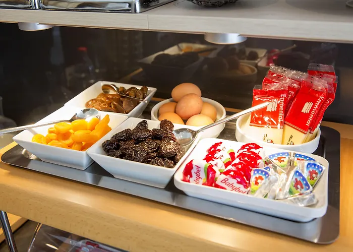 Bristol Logis Cit'hotel Centre 3*