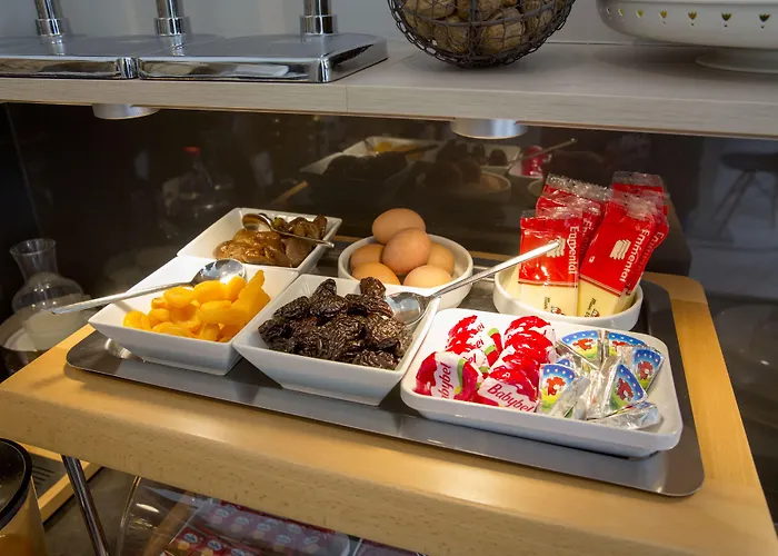 Bristol Logis Cit'hotel Centre 3* ペリグー