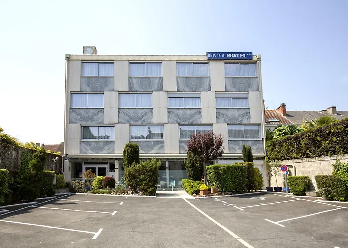 Bristol Logis Cit'hotel Centre ペリグー