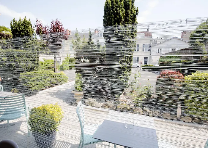 Bristol Logis Cit'hotel Centre ホテル