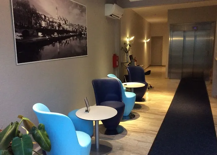 Bristol Logis Cit'hotel Centre فندق