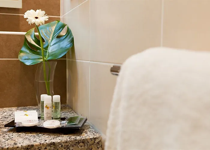 فندق Bristol Logis Cit'hotel Centre Périgueux