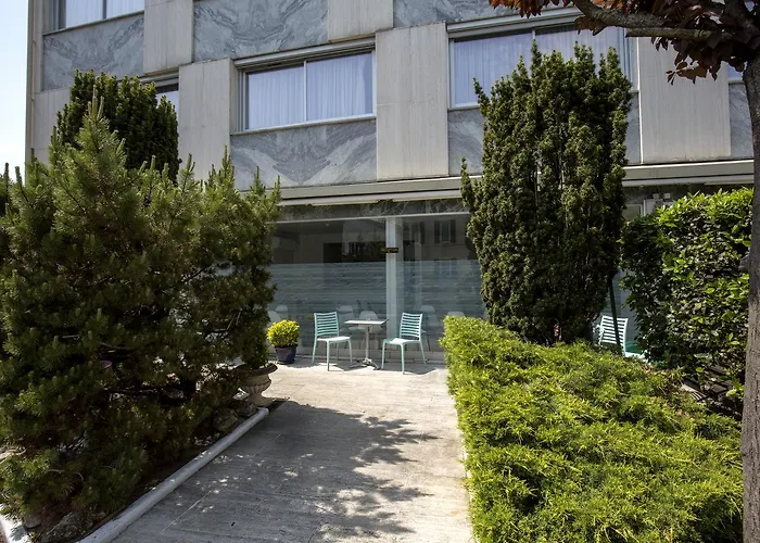 Bristol Logis Cit'hotel Centre ホテル 3*