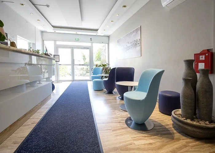 Bristol Logis Cit'hotel Centre ホテル